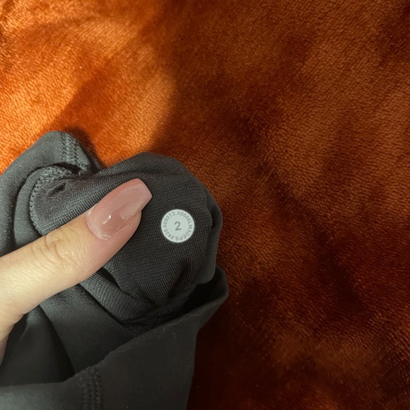 Lululemon leggings - Picture 4 of 4